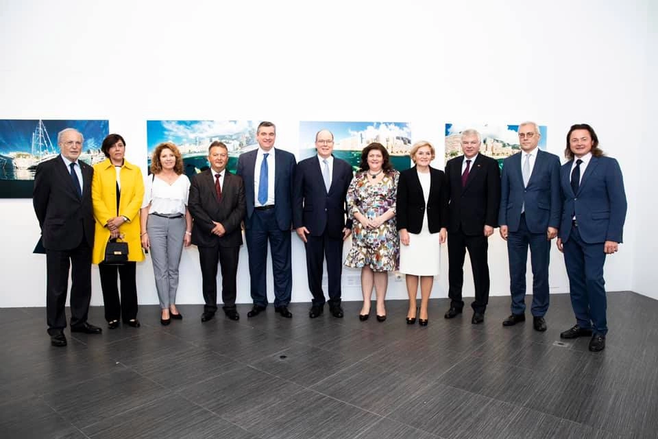 Exhibition "The Woman. Diving"